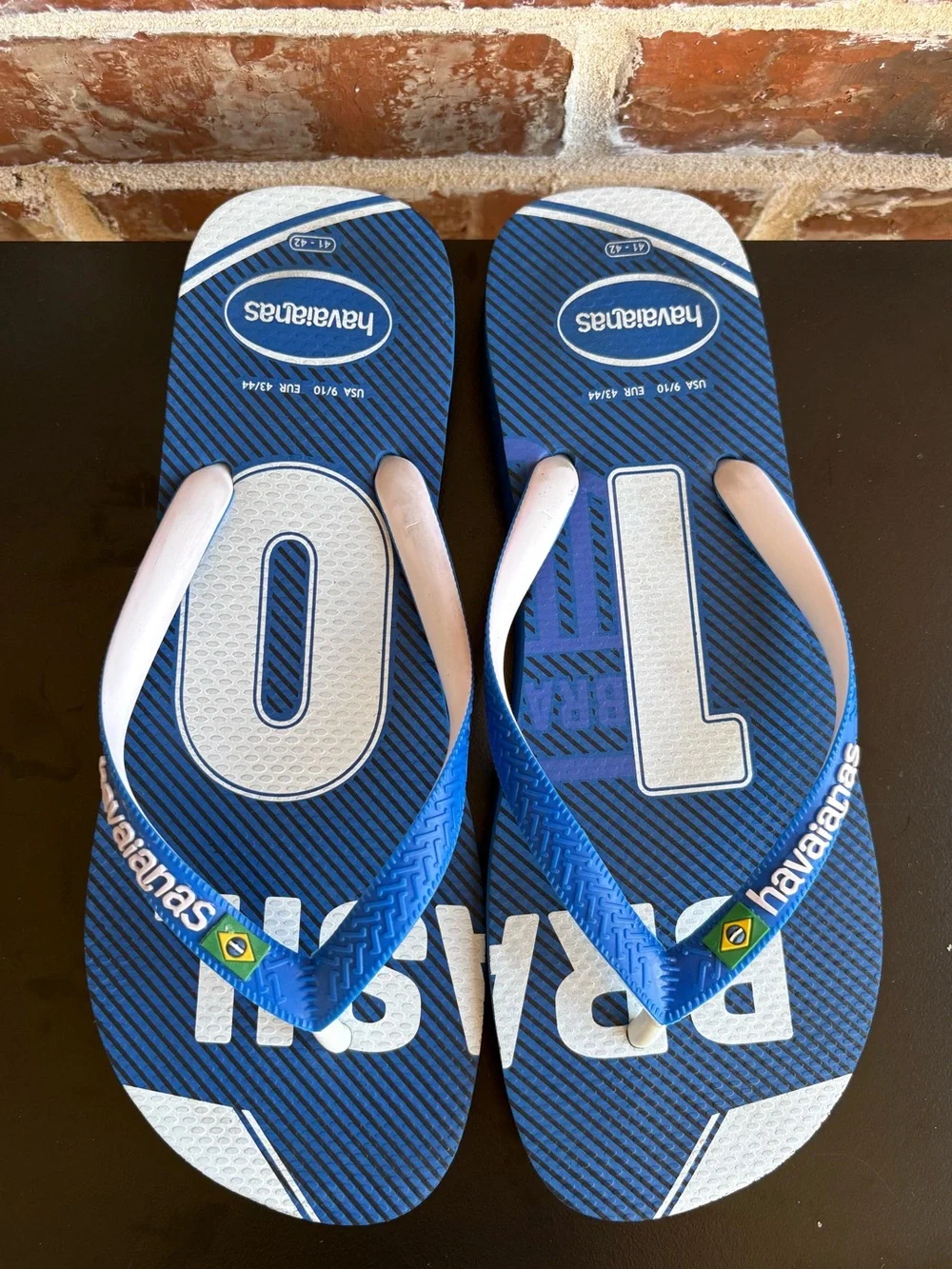 Havaianas Teams Brasil 10 Flip Flops Special Edition Men's Size 9/10